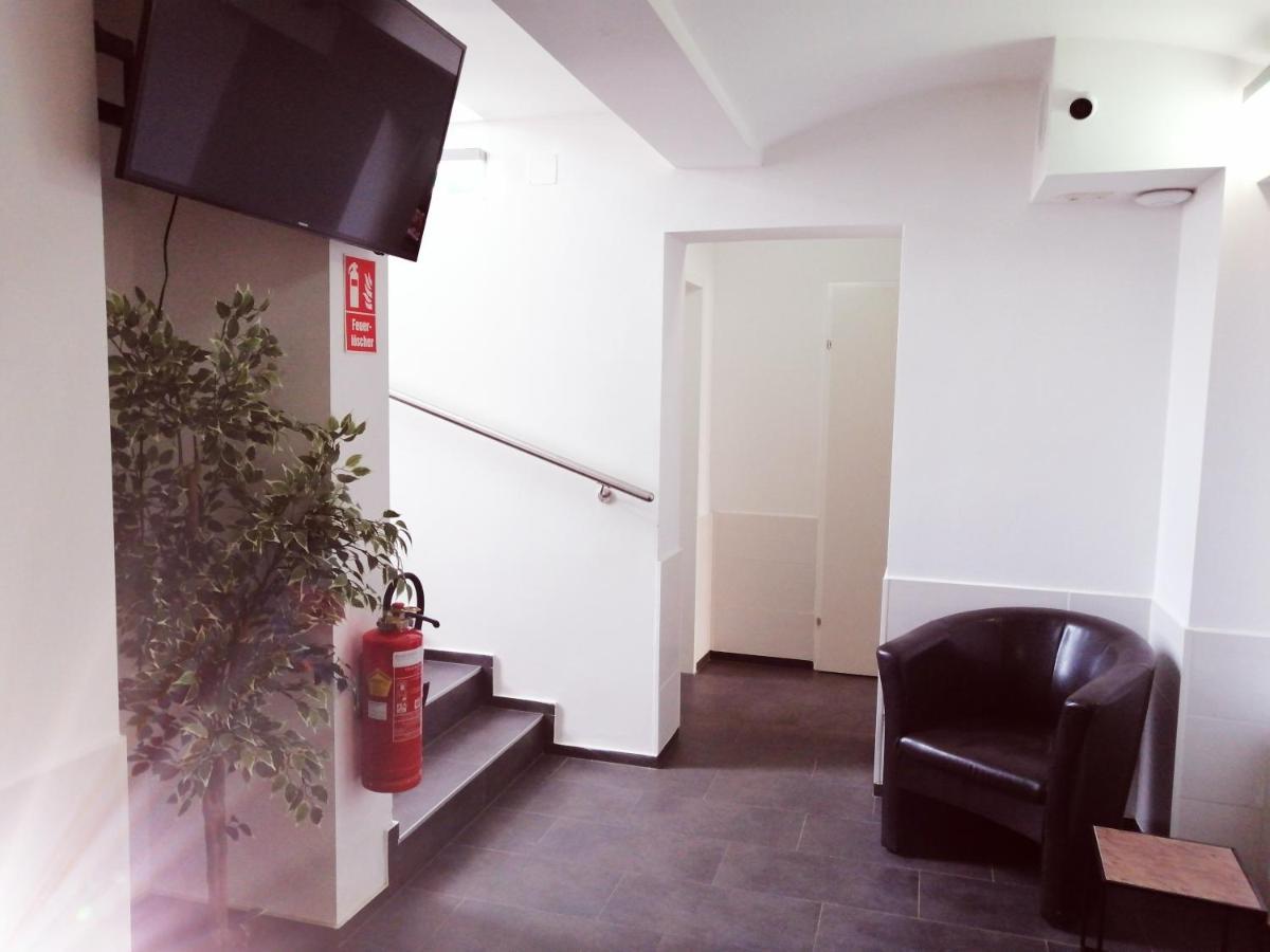 Motel Graz Ost Bagian luar foto